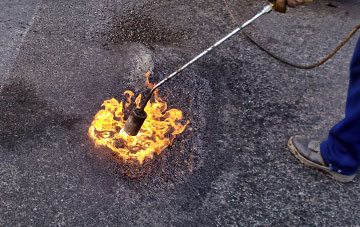 Hullavington flat roofing repairs